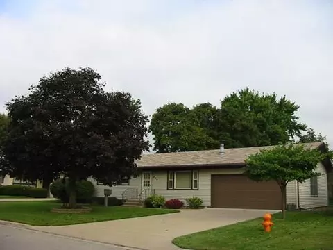 939 25th St, Peru, IL 61354 photo 1
