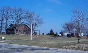 13492 Crosby Rd, Morrison, IL 61270 photo 1