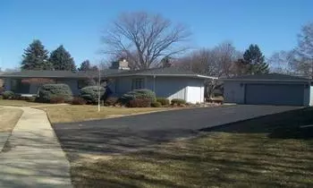 1904 Avenue E, Sterling, IL 61081 photo 1