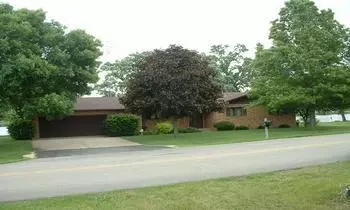838 Riverside Dr, Dixon, IL 61021 photo 1