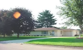 2003 18th Pl, Sterling, IL 61081 photo 1