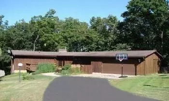727 Highcrest, Dixon, IL 61021 photo 1
