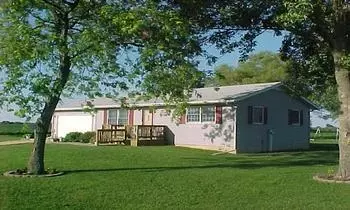 23258 Ridge Rd, Sterling, IL 61081 photo 1