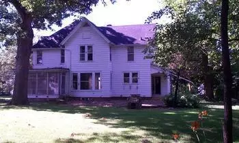 515 N Base St, Morrison, IL 61270 photo 1