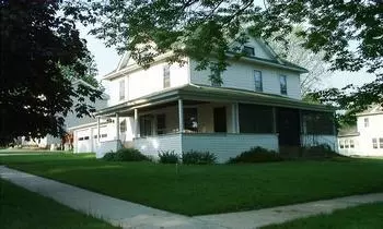 802 Evans, Ashton, IL 61006 photo 1