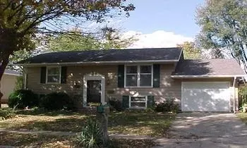 523 Devonshire, Dixon, IL 61021 photo 1
