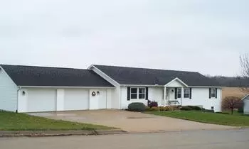 702 Sunset Dr, Morrison, IL 61270 photo 1