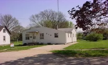 210 E 7th St, Rock Falls, IL 61071 photo 1