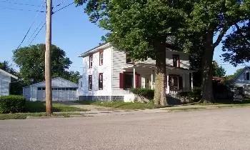 8 E 12th St, Sterling, IL 61081 photo 1