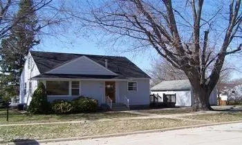 511 S Grape St, Morrison, IL 61270 photo 1