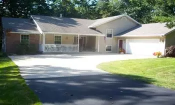2233 Pine Blf, Dixon, IL 61021 photo 1