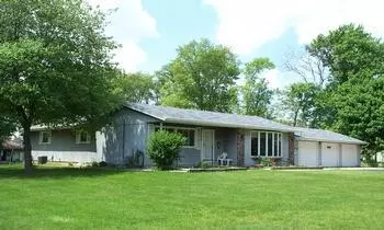 16239 Greenland Dr, Morrison, IL 61270 photo 1