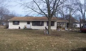 920 Douglas Ave, Dixon, IL 61021 photo 1
