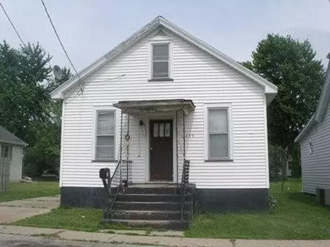 1409 Prospect Ct, Peru, IL 61354 photo 1