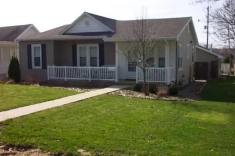 207 E Iowa St, Spring Valley, IL 61362 photo 1