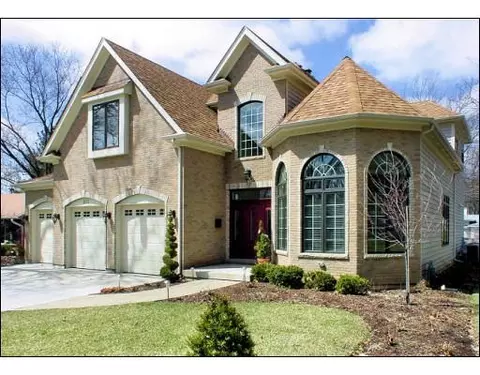 857 Wright St, Naperville, IL 60540 photo 1