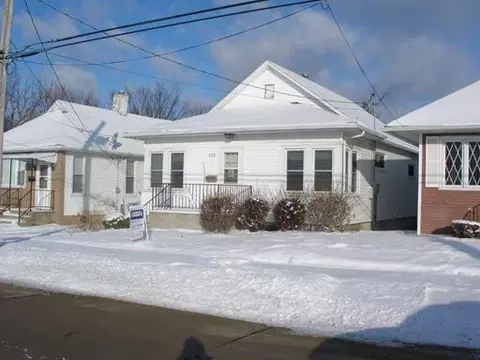 258 E Florence St, Oglesby, IL 61348 photo 1