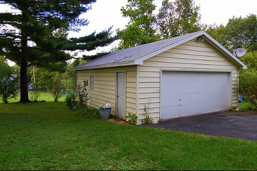 327 Pine St, Lockport, IL 60441 photo 14