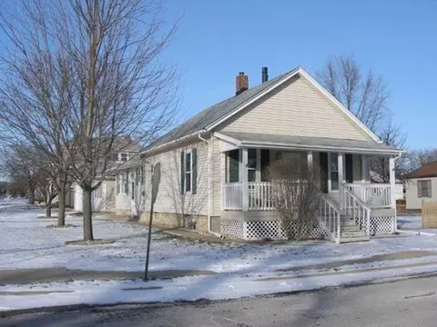 433 Ninth St, Peru, IL 61354 photo 1