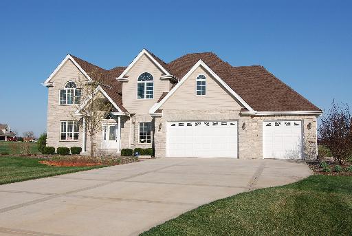 25955 Castle Gate Dr, Monee, IL 60449 photo 2
