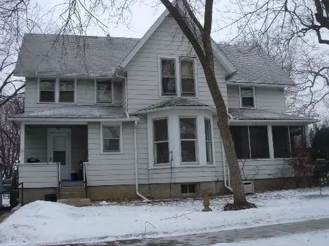 344 Moseley St, Elgin, IL 60123 photo 1