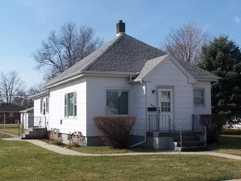 145 E First St, Oglesby, IL 61348 photo 1