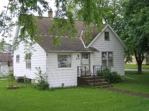 401 W Maple Ave, Manlius, IL 61338 photo 1