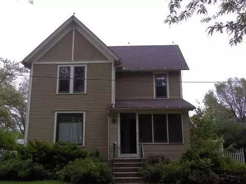 320 Maple St, Hinckley, IL 60520 photo 1