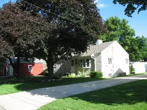 2210 11th St, Peru, IL 61354 photo 1