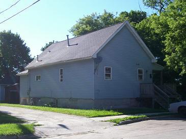 516 Jones St, Racine, WI 53404 photo 1