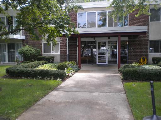 127 N Wolf Rd #48a, Wheeling, IL 60090 photo 1