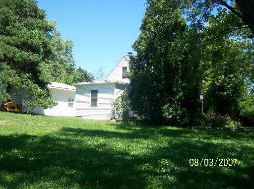 2120 Algonquin Rd, Fox River Grove, IL 60021 photo 1