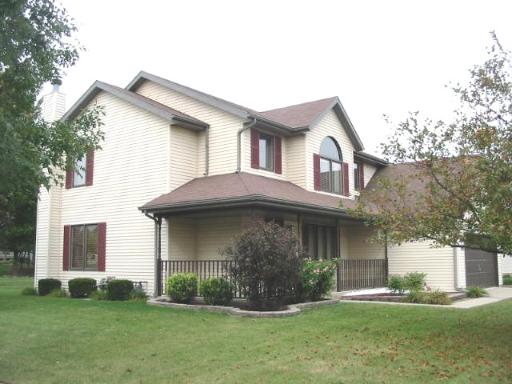 701 E Coady Dr, Minooka, IL 60447 photo 2