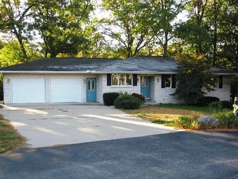 1110 14th St, Peru, IL 61354 photo 1