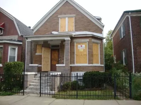 6623 S Champlain Ave, Chicago, IL 60637 photo 1