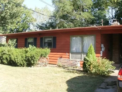 2114 State St, Peru, IL 61354 photo 1