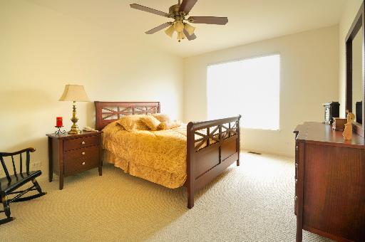 4228 Savoy Ln, Mchenry, IL 60050 photo 8