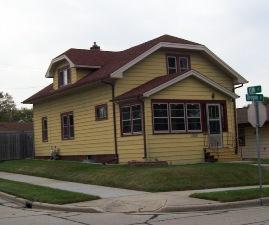 1254 Oregon St, Racine, WI 53405 photo 1