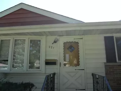 221 Emmerson Ave, Itasca, IL 60143 photo 1