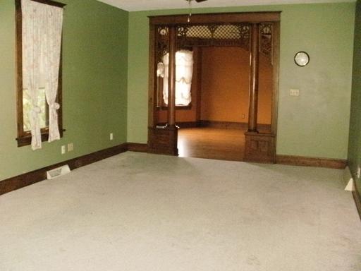 320 E First St, Spring Valley, IL 61362 photo 3