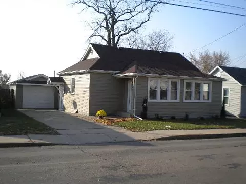 716 7th St, Peru, IL 61354 photo 1