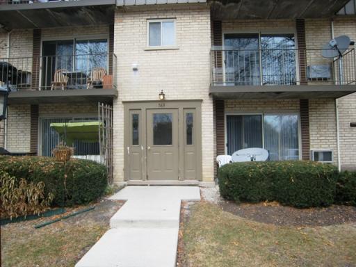 573 Fairway View Dr #2c, Wheeling, IL 60090 photo 1