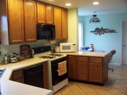 2689 Kettlehook Dr, Elgin, IL 60124 photo 5