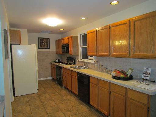 53 Circle Ave, Wheaton, IL 60187 photo 4