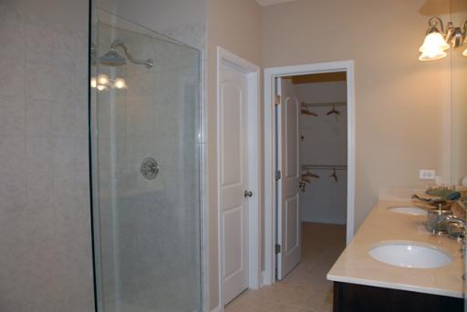 2037 Mackenzie Pl, Wheaton, IL 60187 photo 7