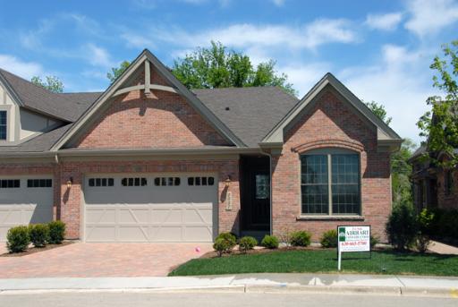 2037 Mackenzie Pl, Wheaton, IL 60187 photo 1