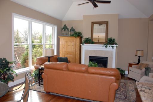 2037 Mackenzie Pl, Wheaton, IL 60187 photo 5