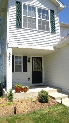 680 W Huron Hills Trl, Round Lake, IL 60073 photo 1