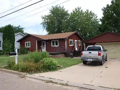1313 Plain St, Peru, IL 61354 photo 1