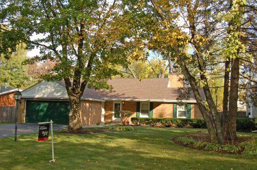 461 Pine Ct, Lake Bluff, IL 60044 photo 1